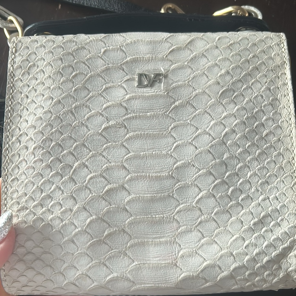 Diane von Furstenberg Leather Harper Day Bag - Picture 6 of 6